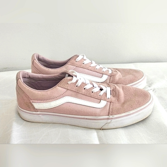 VANS Premium Old Skool Pink & White Suede Low-Top Sneakers - Picture 2 of 9